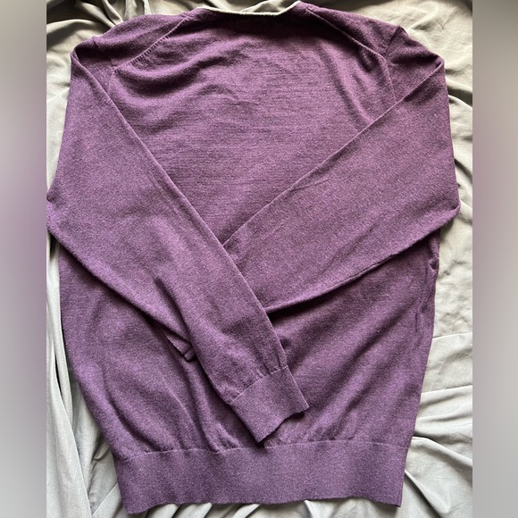 Large Claiborne Performance V-neck long sleeve sweater - Picture 2 of 5